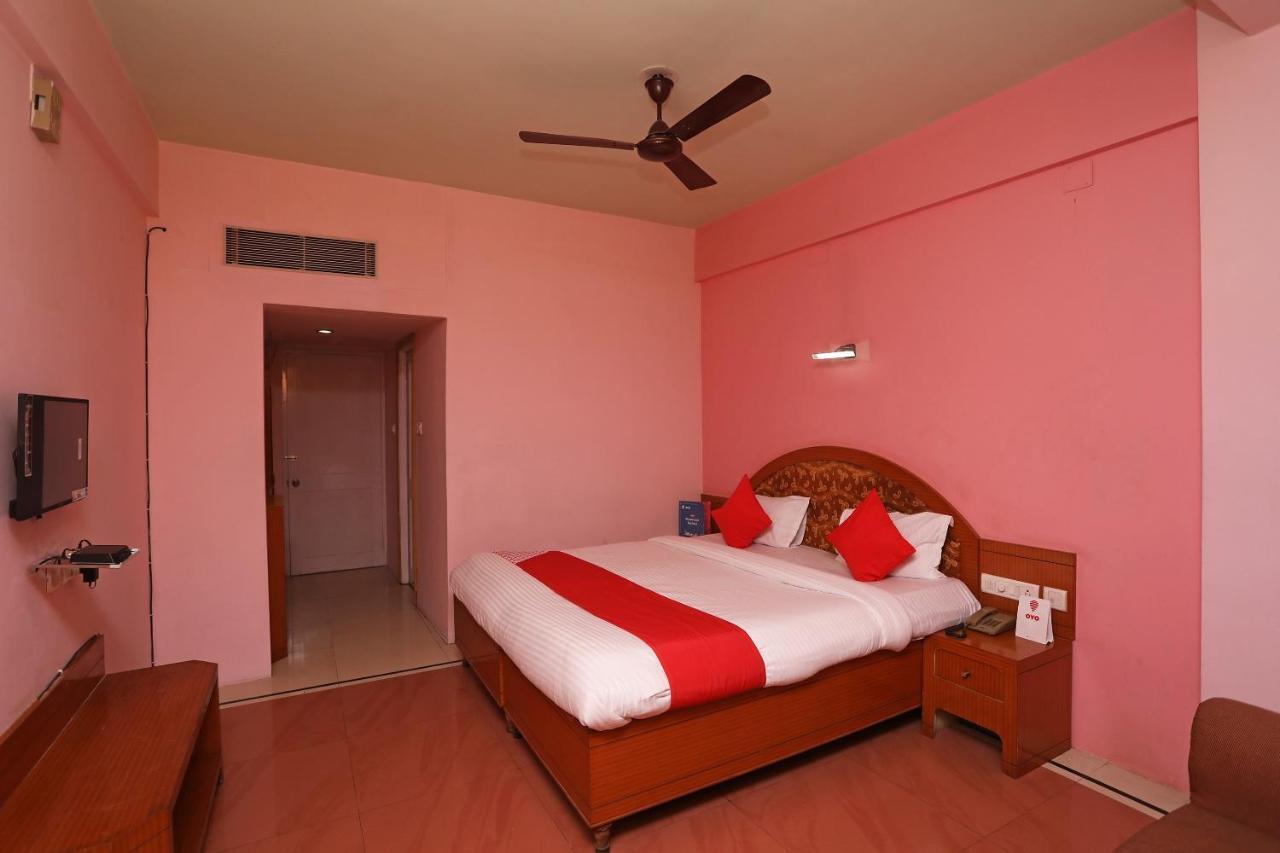 Hotel Keshari Bhubaneswar Buitenkant foto